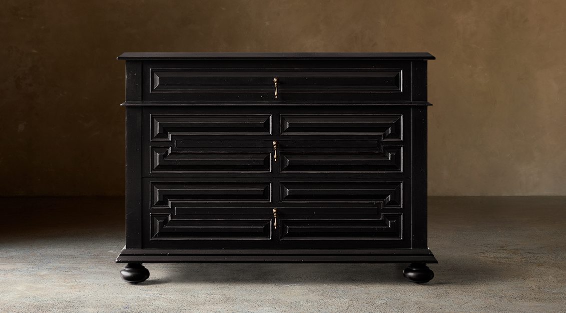Barrosa Closed Nightstand – Ebony